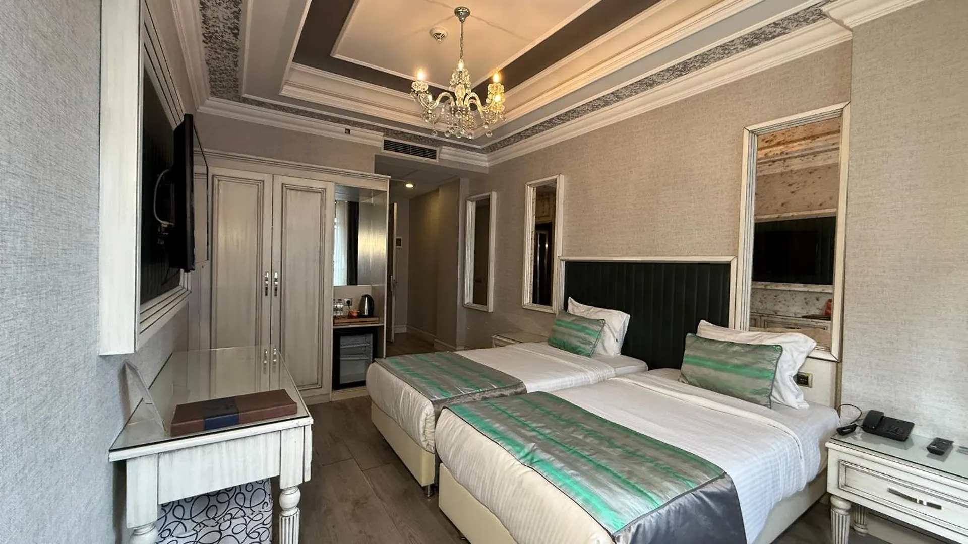 Manesol Old City Bosphorus Istanbul Hotel